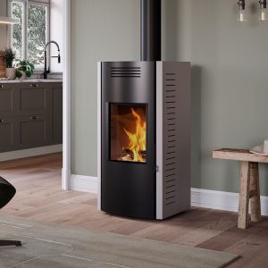 Stufa a legna Caminetti Montegrappa BAIA 9,4 kW vista frontale