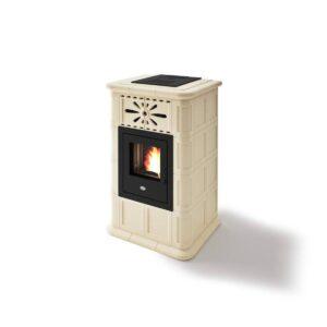 Stufa a pellet Eva Calòr MARIA 13kW ventilata interamente rivestita in Maiolica