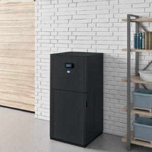Caldaia a pellet Eva Calòr PRO24 24kW in acciaio molto compatta ed efficiente