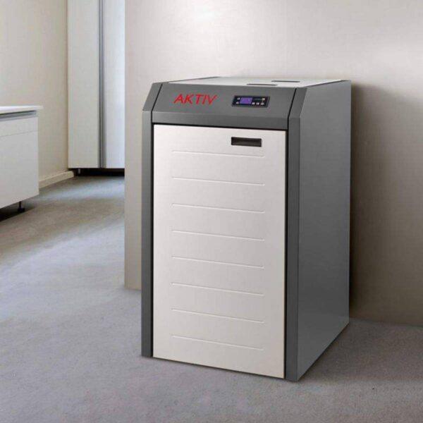 Caldaia a pellet Caminetti Montegrappa AKTIV28S 29kW acciaio verniciato compatta