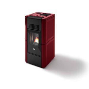 Stufa pellet Eva Calòr GRETA 9kW con ventilazione frontale in elegante maiolica